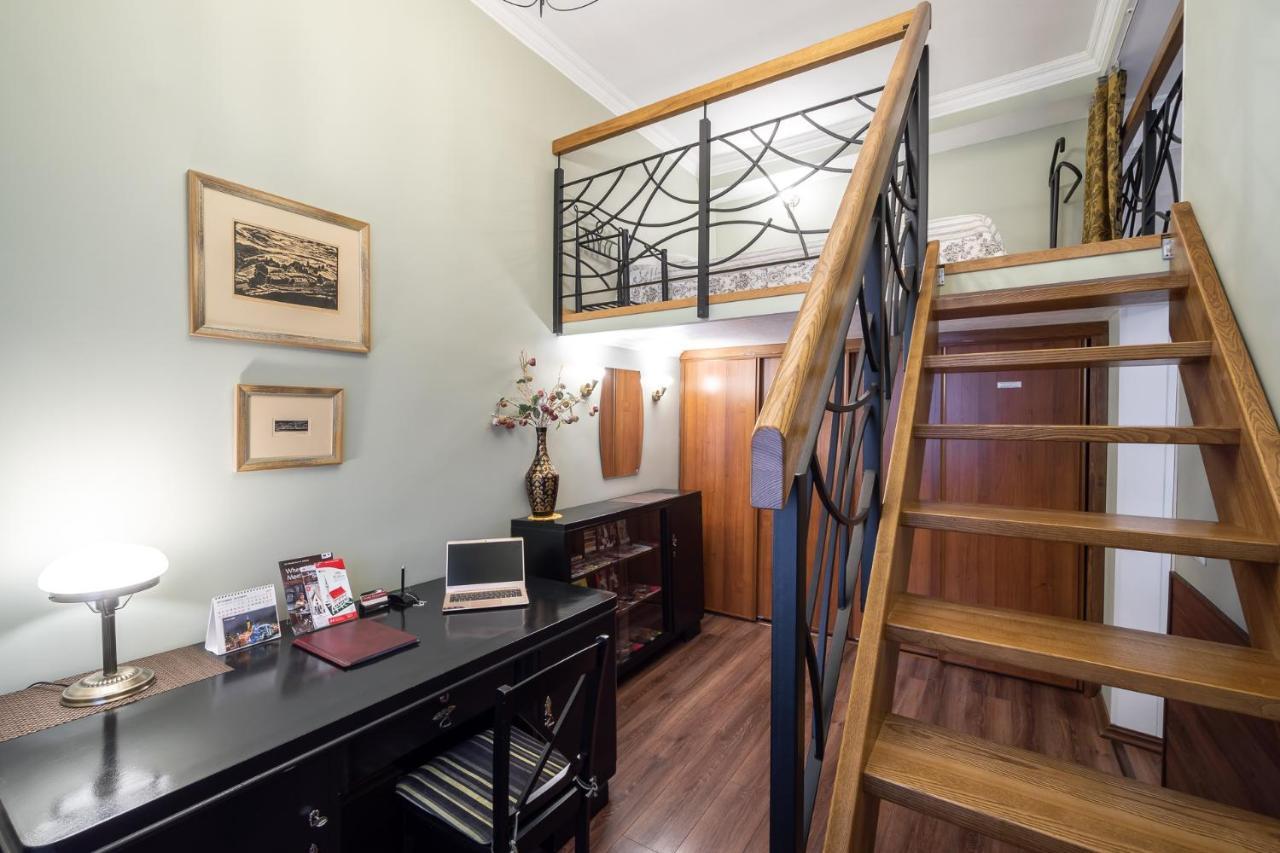 Classic Apartments In Old Town 탈린 외부 사진